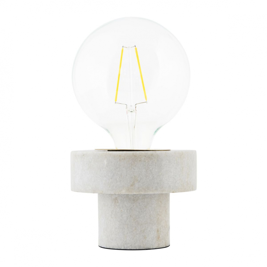 Den lilla bordslampan Pin i vit Marmor frn knda designermrket House Doctor