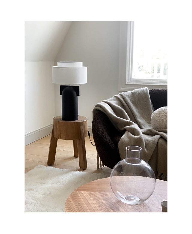 Bordslampa Figoll från svenska varumärket By Calixter