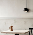 Vägglampa svart Svejk 13cm från co bankeryd över elegant matbord